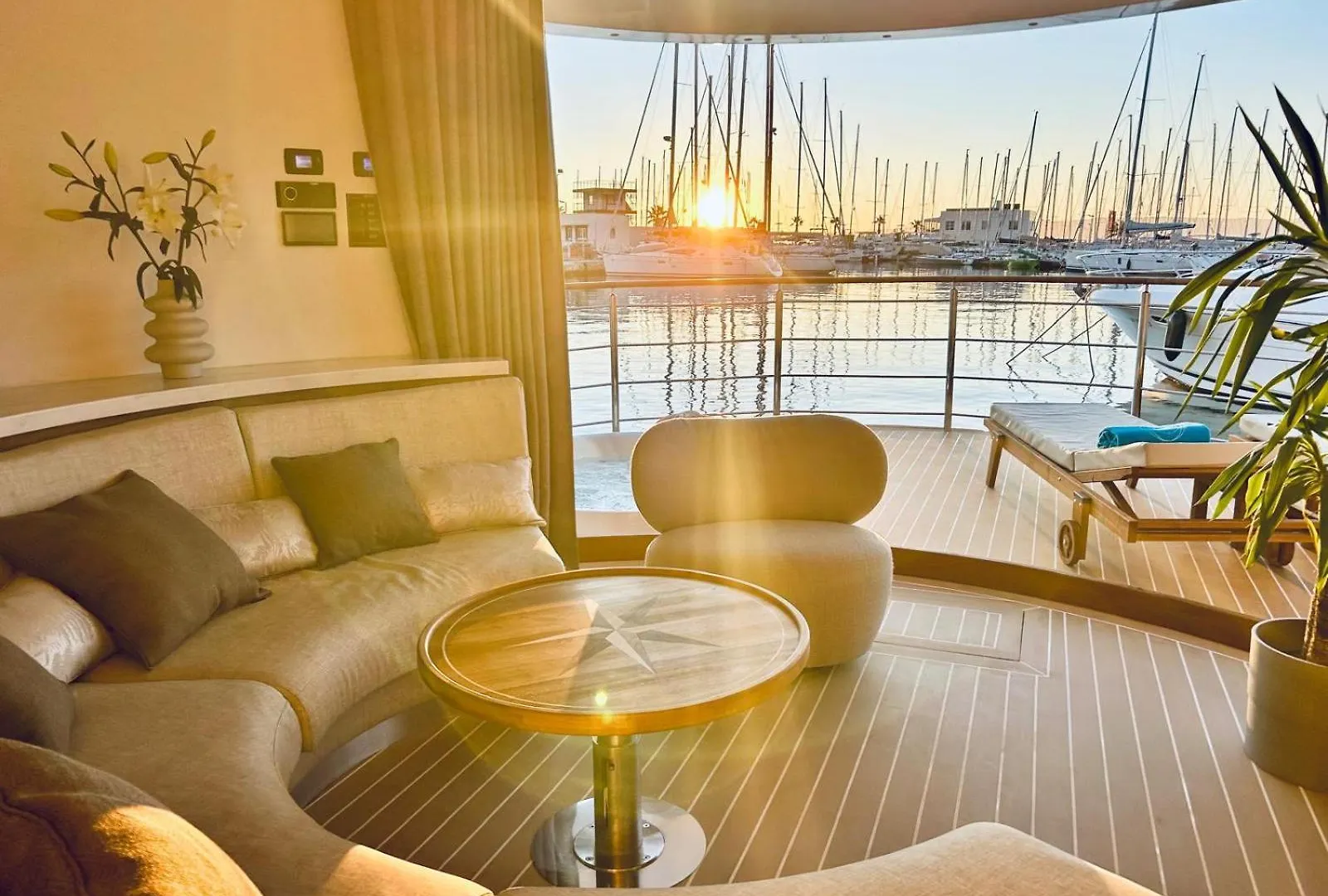 Luxury Floating Apartment - Amor Split